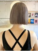 ハイトーンボブぱっつん前髪ボブミニボブ切りっぱなしボブ