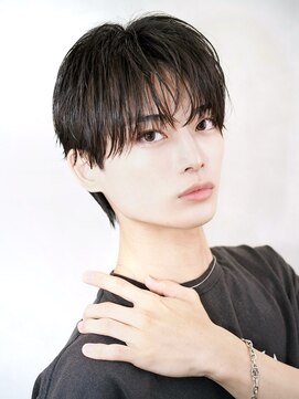 ゼロ 渋谷(XeRo) ツーブロックありラウンドマッシュ韓国風シースルーショート