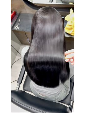 ユアーズ ヘアー 新宿EAST(youres hair) 髪質改善トリートメントで叶う美髪ストレート レイヤーカット