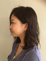グレージュカラー　担当　伊原