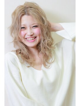 ビー オン ディー ヘア 池袋(BonD hair) 透明感抜群！！外国人風ミルクティーベージュ【池袋/髪質改善】
