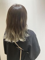 リア(Li'a by neolive) グレージュ グラデーション