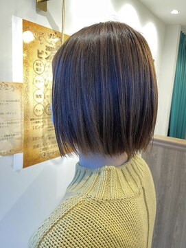 ムーン ティコブラーエ(moon tico brae) 1月ボブ【メルティカラー/くびれヘア】