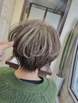 キー(kｅｙ)&nbsp;40代50代60代におすすめ白髪ぼかしショート