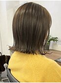 *肩ライン切りっぱなし外ハネボブくすみベージュカラー*