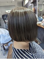 ロム&nbsp;ニュアンスカラー/透明感グレージュ/大人ボブ/顎ラインボブ