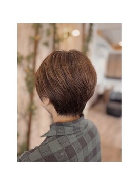 ロフ ヘアー アンド エステ(rof Hair&Esthe) ハイライトショート