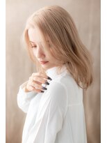 カバーヘア ブリス 志木南口駅前店(COVER HAIR bliss)&nbsp;ハイトーンカラー小顔センターパート抜け感ロングY志木10代20代