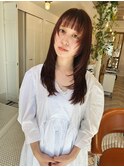 ロングレイヤー/暖色カラー/前髪あり/顔まわりレイヤー