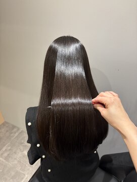 イオエ 西梅田(ioe) ブリーチなしカラー／髪質改善/ミルクティーベージュ/顔へア