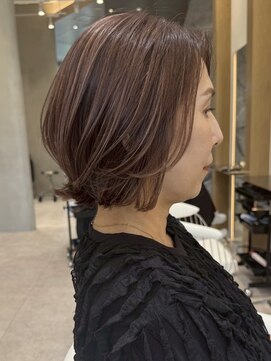 ソワネ 表参道(soigne) 表参道白髪ぼかし顔周りレイヤーくびれショートボブアッシュ40代