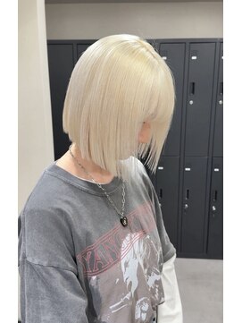 メル 表参道(Mel) ホワイトブロンド