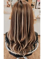 ヘアースタジオ 美髪空館&nbsp;ダブルスキルエクステ　ハイライト風　20束