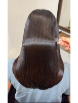 シア 富雄店(Sia.) 【圧倒的な後ろ姿/髪質改善/縮毛矯正】