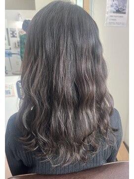 エルパライソ リフォ(Elparaiso Reff) ヘアエステ＋波巻き＝かわちい