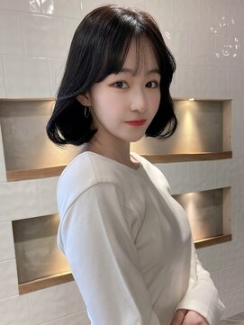アリュウル 表参道(ALLURE) 韓国ボブ タンバルモリ切りっぱなしボブ 黒髪ボブ 内巻きボブ