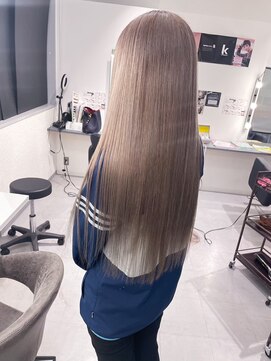 キング 枚方店(K!ng) 【枚方、高槻、梅田】ミルクティーベージュ