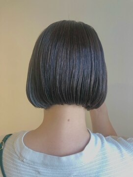 プティアミ(petite amie) コンパクトボブ