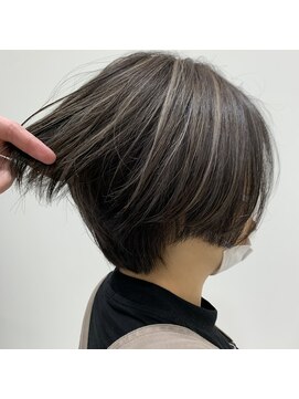 アヴァンス イオンモール和歌山店(AVANCE) ハイライトカラー