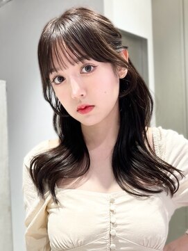 ミンクスオーバー(MINX OVER) 韓国ヘア/レイヤーカット/くびれヘア/顔まわりカット/前髪矯正