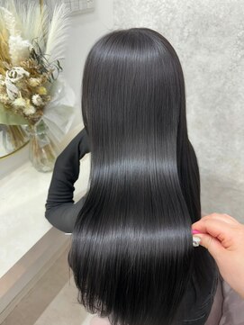 ラビス(Lovis) 黒髪カタログ/オリーブグレー/小顔ヘア/ココアベージュ