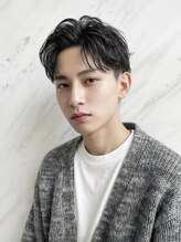 ローウェ オム 立川(LOUWE HOMME) メンズ/センターパート/ツイストスパイラルパーマ