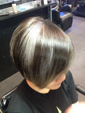 ゾーマ(ZOUMA) ホワイトメッシュ トリックヘアー