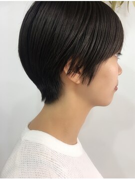 アスター(astar) 【Astar】フェザーミニマムショート 大人ショート 黒髪