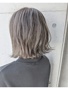 グラッチェ(grazie) マットベージュ