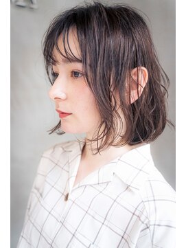 シエナ 渋谷(Siena) siena   ラベージュ×丸みミディ　渋谷