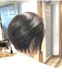 前下がりショートボブ