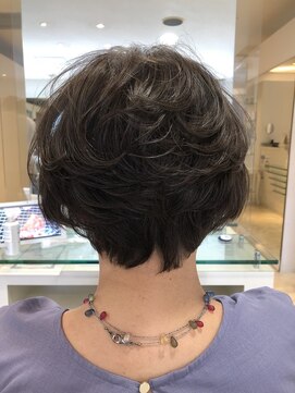 アドラシオン(Adoration) ショートボブ