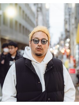 カフ(CAF) CAF河内 メンズカット メンズハイトーン 大阪 心斎橋