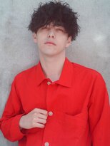 レジュアル(RESSUAL)&nbsp;無造作　波巻　ニュアンスマッシュ　センターパート　ツイスパ