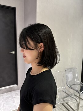 リアン バイ キートス(Lien by kiitos) ロブレイヤー/ワンカールレイヤー/レイヤーカット/黒髪レイヤー