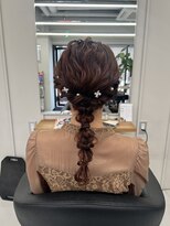 ミディアムヘアのローポニー編みおろし【清板】