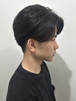 ヒュイル バイ ニアウ(Hwyl by Niau)&nbsp;メンズセンターパートパーマニュアンスパーマ縮毛矯正刈り上げ