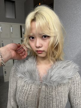 天神美容室 天神大名レイヤーカットデザインカラーブリーチハイトーン