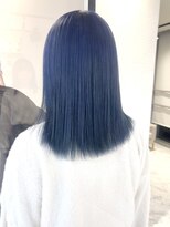 ヴィア 京都烏丸(Via)&nbsp;ブルーラベンダー/ネイビーカラー/ブリーチ/髪質改善/中明度