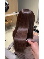 ヨキ(yoki.) 艶ブラウン×URUGAMI【髪質改善】