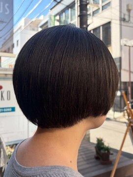 レブリィゼンコー イオンモール多摩平の森店(Reverie ZENKO) ショートボブ ZENKOイオンモール多摩平の森