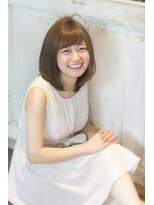 ルード(RUDO) 可愛らしさを最大限に引き出したふんわりミディ