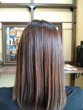 エイジングケア専門店 ジン 美容室(JIN) 45歳、サラ艶ストレートヘア