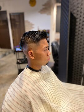 バーバーショップ レガロ(REGALO) ノーパート スキンフェード