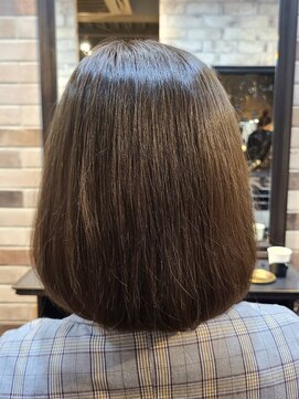 ルシエ(LUCIE) カーキグレージュBOB