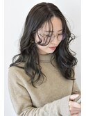 【SALON】アッシュグレージュ　センターパートロング　青木晃平