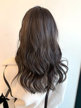 フェーディン(fa/din) ペールシルバーグレージュ