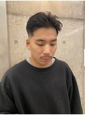 ナチュラルオールバックフェードカットスタイル