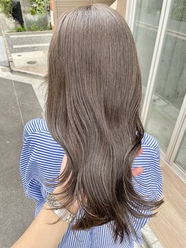 サク(Sac.) グレーベージュ×シルキーベージュ　Sac.恵比寿　栃木優佑