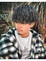 ルースト 渋谷店(ROOST)&nbsp;ツイストスパイラル/ホワイトハイライト/マッシュ/ツーブロック